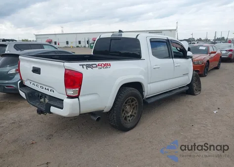 2017 Toyota Tacoma Trd Sport z USA, uszkodzony, nr VIN 5TFCZ5AN6HX091854